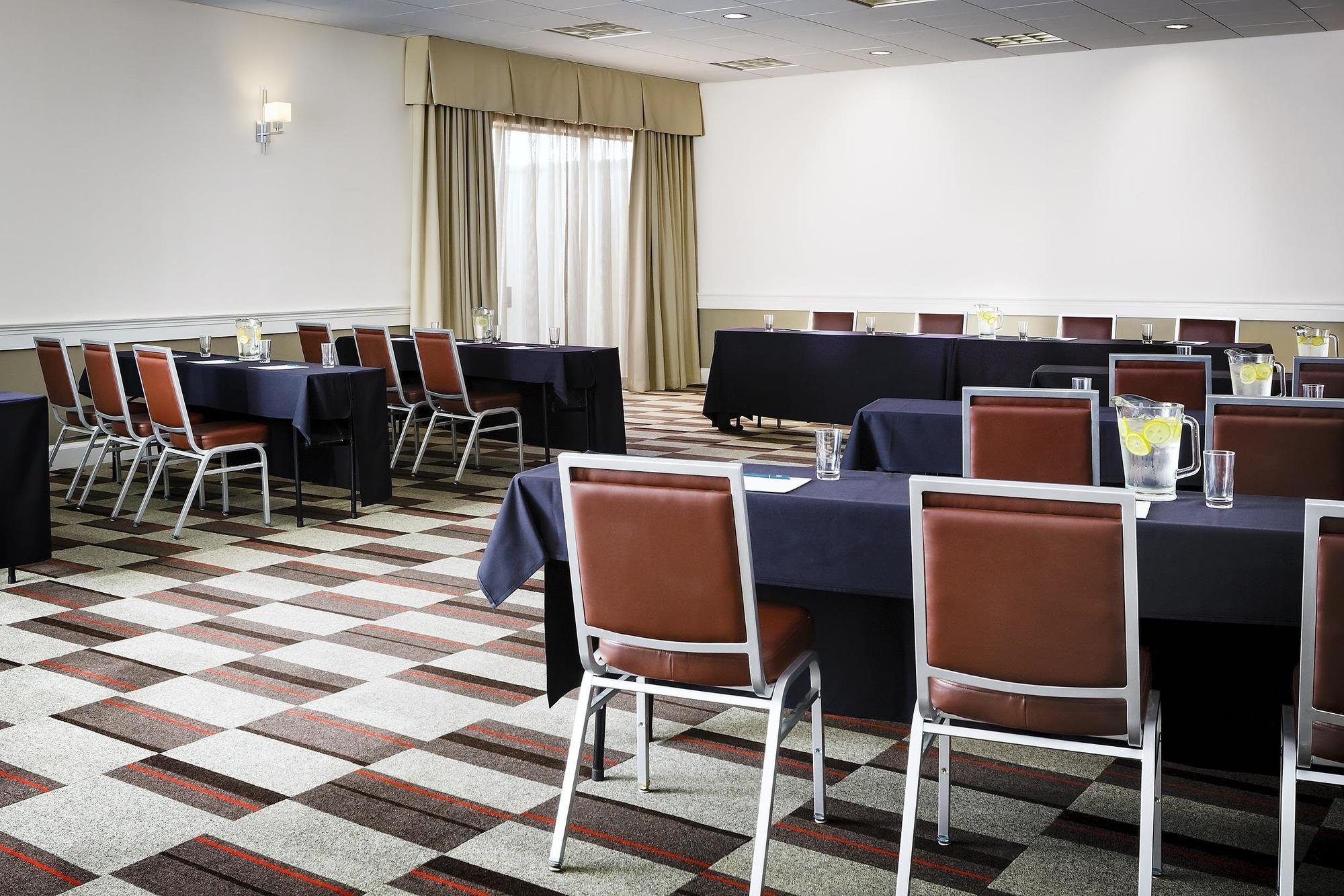 Four Points By Sheraton Houston Greenway Plaza Extérieur photo